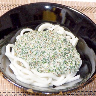 豆腐とモロヘイヤともずくのネバトロうどん